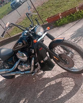 HONDA SHADOW 750 I.E  BLACK SPIRIT 