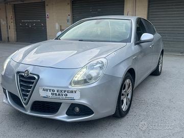 Alfa Romeo Giulietta 1.6 JTDm-2 105 CV Exclusive 2