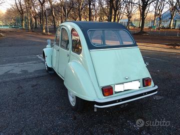 Citroën 2CV – restaurata, sempre in garage