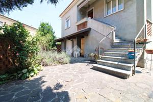 CASA SEMINDIPENDENTE A SAN MARTINO SICCOMARIO