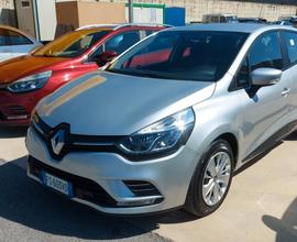 Renault Clio dCi 8V 75 CV 5 porte Moschino Life