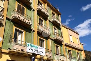 2 LOCALI A VALLEROTONDA