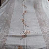  copriletto matrimoniale ricamo e uncinetto