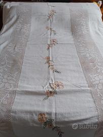  copriletto matrimoniale ricamo e uncinetto