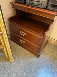 2 letti singoli ottone piu comodini legno