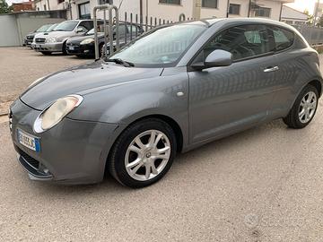 Alfa Romeo MiTo 1.3 JTDm-2 95 CV S&S Distinctive S