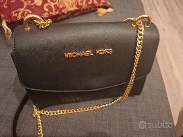 borsa nera michael kors Non originale 