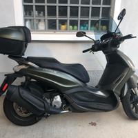 Piaggio Beverly 350 Sport Touring