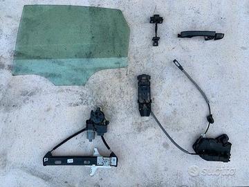 Ricambi porta posteriore sinistra VW Polo 2018