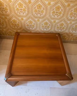 Tavolino in legno 