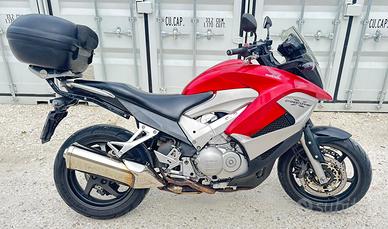 Moto HONDA VFR800X CROSSRUNNER