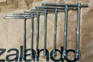 Attrezzatura officina meccanica