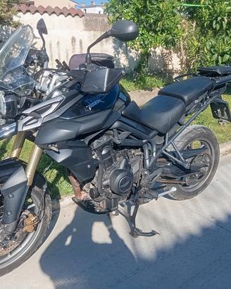 Triumph Tiger 800 abs