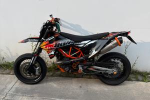 Ktm 690 smcr