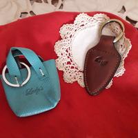 Set 2 portachiavi: 1 da donna e 1 da uomo