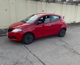 Lancia y