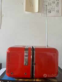 Briomvega cube radio