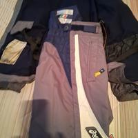 Tuta da sci da uomo due modelli Asics e Spyder.