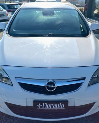 OPEL Astra 1.4 100CV 5 porte Cosmo