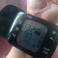 Omron RS7 Intelli IT – Misuratore di pressione