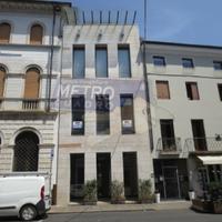 Rif.C/526| negozio thiene