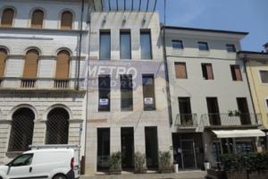 Rif.C/526| negozio thiene