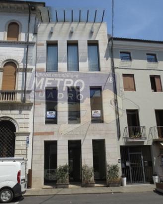 Rif.C/526| negozio thiene