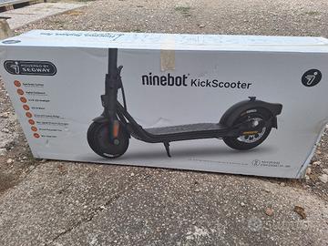 monopattino elettrico Ninebot segway F25I