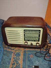 Antica Radio d'epoca John Geloso G103 anni 1955