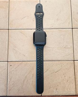 Apple Watch Series 7 NIKE Edition – Nero Sport