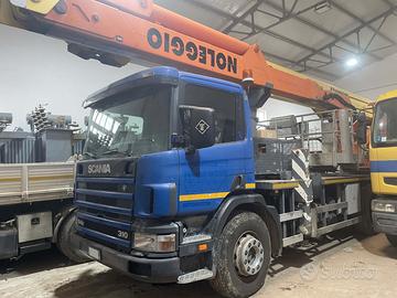 Scania 310 94d con piattaforma aerea bizzocchi