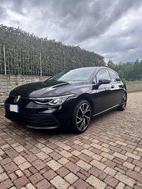 Golf VIII 2020 2.0 tdi Life 150cv dsg