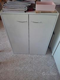 Mobiletto bianco