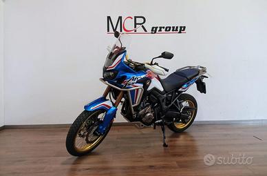 HONDA Africa Twin CRF 1000 L .
