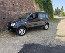 Fiat Panda 1.3 MJT 16V DPF 4x4 Climbing