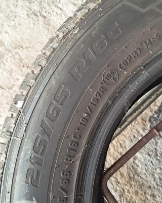 215/65R16C M+S