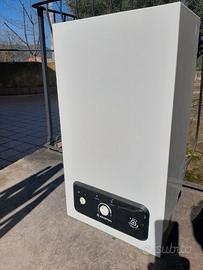 Scaldabagno Ariston Fast Premium 14L + kit fumi