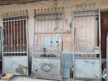 cancello antico tre ante