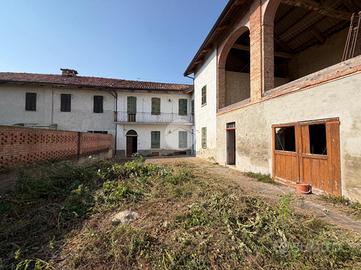 CASA SEMINDIPENDENTE A TONCO
