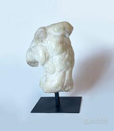 Scultura "Torso di Apollo" - resina e metallo nero