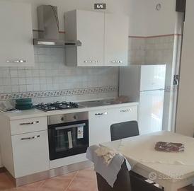 PONTE Di NONA MONOLOCALE CON BALCONE/P.AUTO