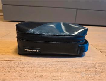 Pochette/ beauty case Freitag F35 nero PEZZO UNICO