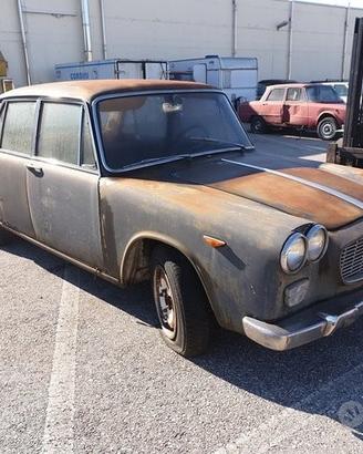 Lancia Flavia Prima Serie Demolita - Per Ricambi