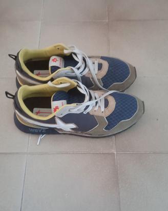 scarpe sportive 