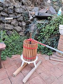 piccolo torchio pervuva e frutta