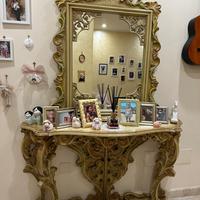 Consolle in legno laccato 700