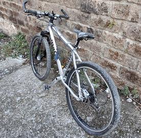 Mountain Bike 26"