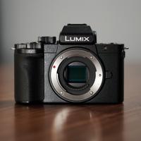Panasonic Lumix G100 - Micro Quattro Terzi