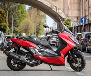 Wottan Motor Storm-S 300 maxiscooter