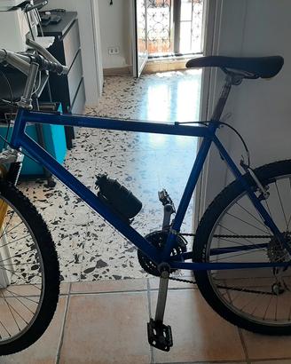Bicicletta Mountain Bike Montana